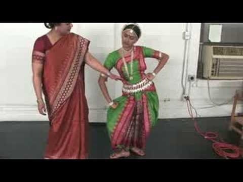 Odissi Indian Dance : Odissi Dans: 3 Yönlü Duruş