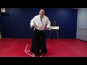Aikido Egzersizleri Ve Uzanıyor: Aikido Üçgen Hareketleri Resim 4