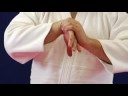 Aikido Egzersizleri Ve Uzanıyor: Bükülmüş Bilek Aikido Streç Resim 4