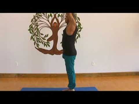 Nazik Yoga Poses: Yoga İleri Bend Resim 1