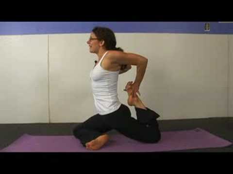Yoga Arka Viraj Poses: Eka Yoga Geri Eğilir Resim 1