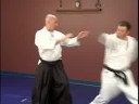 Tekme Savunma: Orta Aikido Teknikleri: Bir İplik Geri Tekme Karşı Kubishime: Orta Aikido Teknikleri Resim 3