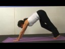Yoga Geri Viraj Teşkil Etmektedir: Yoga Düz Bacak Hamle Arka Viraj Poz Resim 3