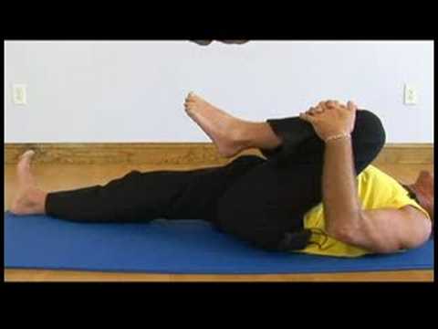 Yoga Arka Poses: Yoga Düşük Geri Sol Hamstring Poz İçin Resim 1