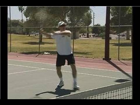 Çapraz-Kortu Tenisi Çekim: Sallanan Voleybolu Tenis Atış