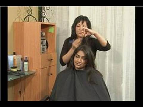 Saç Şekillendirme Araçları: Bir Alay Tarak Kullanma