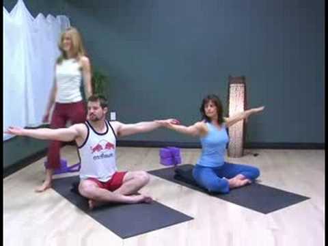 Temel Yoga Poses: Yoga Omuz Tasarlamalarını 1 Resim 1