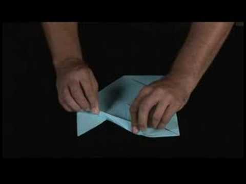 Bir Origami Kelebek Yapmak İçin Nasıl Origami Talimatları : 