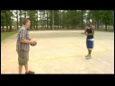 Basketbol Oynamayı: Basketbolda Bounce Pas Atmak Nasıl Resim 3