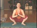 İlk Trimesterde Prenatal Yoga : Yoga: Garland Poz Resim 3