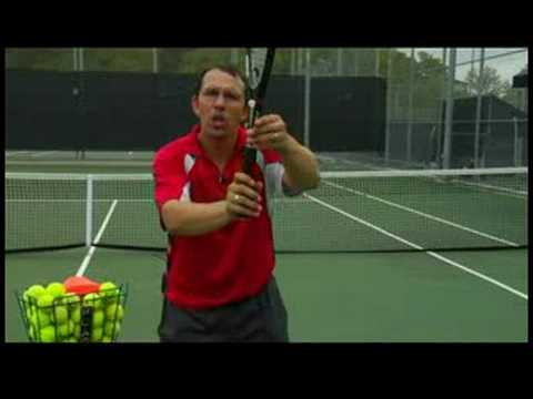 Tenis Nasıl Oynanır : Tenis Backhand Vole Nasıl Vurulur  Resim 1