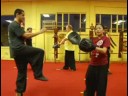 Kardiyo Kickboks : Kardiyo Kickboks Tekme Ve Eldiveni İle Yumruk  Resim 4