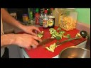 Kung Pao Tavuğu Yeşil Soğan-Zencefil Fried Rice İle: Kung Pao Tavuğu: Kaynatın Su, Chop Brokoli Resim 4