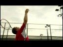 Tenis Nasıl Oynanır : Teniste Servis Atarken Topu Atmak İçin Nasıl  Resim 4