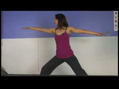 Ayakta Yoga Poses: Warrior 2 Yoga Pose: Sağ Tarafta