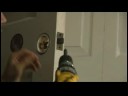 Bir Kapı Tokmağı Değiştirin : Bolt Mandal Kapı Tokmağı Çıkarın  Resim 3