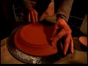 Bir Çömlek Tekerlek Üzerinde Kil Plaka Yapma : Bisküvi Pişirim İçin Kil Tabağı Hazırlama  Resim 4
