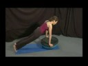 Yoga, Bosu Topu İle Poz Veriyor : Yoga, Bosu Topu İle Poz Veriyor: Plank Poz Resim 4