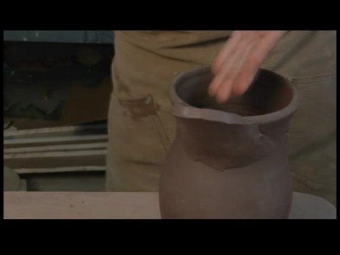 Kil Sürahi Yapmak İçin Nasıl : Clay Bir Emzik Takmak İçin Nasıl 