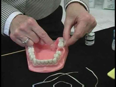Nasıl Diş Diş İpi: Nasıl Diş Diş İpi