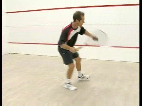 Squash Hareketi Matkaplar: Squash Hareketi Matkaplar: Kurtarma Topa İzlerken