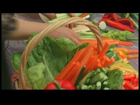 Yemeklik Bitkisel Düzenlemeler Yapmak : Yenilebilir Bitkisel Bir Düzenleme Şekillendirme 