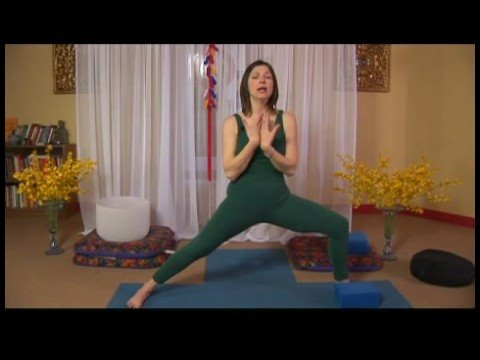 Temel Akış Vinyasa Yoga : Vinyasa Yoga Savaşçı 2 Geçiş