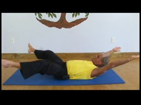 Yoga Sağlık Egzersizleri: Yoga Çift Bacak Uzanıyor Resim 1