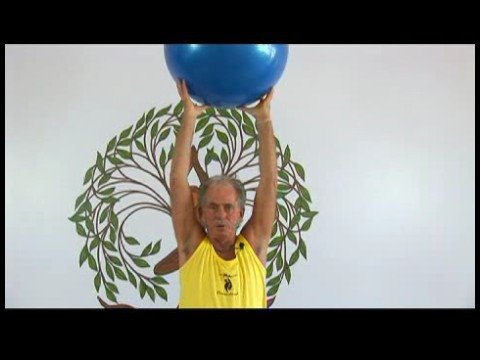 Yoga Sağlık Ve Sağlıklı Yaşam Egzersizleri : Yoga Topu Dağ Pozisyonu Resim 1