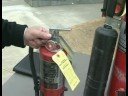 Nasıl Bir Yangın Söndürücü Kullanmak İçin : Yangın Söndürücü Kullanmadan Önce Adımları  Resim 3
