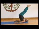 Nazik Yoga Poses: Yoga Omuz Stand Resim 4