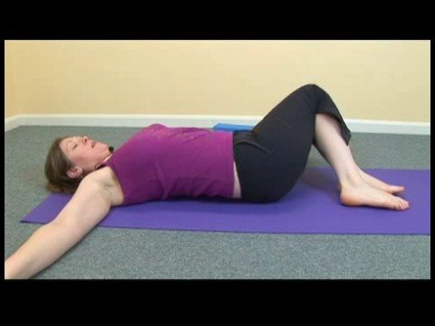 Başlangıç Yoga : Yoga Supin Spinal Büküm Resim 1