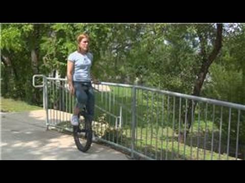 Tek Tekerlekli Sirk Bisikletine İçin Başlangıç: İleri Tipi Üzerinde Pedal
