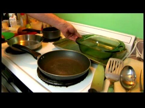 Curried Soğan Ve Apple Domuz Pirzolası: Soğan Ve Apple Domuz: Mutfak Eşyaları