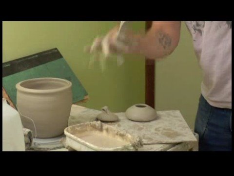 Nasıl Kapaklı Kaplar : Kapaklı Bir Kap Clay Dekorasyon Çekerek  Resim 1