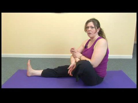 Yoga Göğüs Ve Kalça Açılış Pozlar : Bebek Beşiği Yoga Poz 