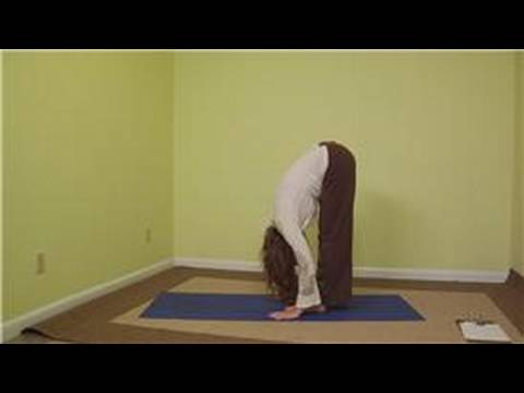 Yoga Sun Salutation Gelişmiş: Yoga Gelişmiş Sun Salutation Pozlar: Forward-Fold Uzantısı Resim 1