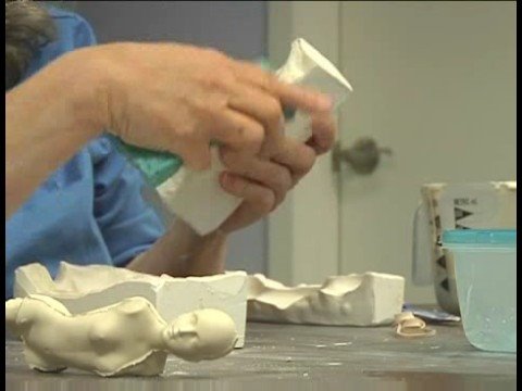 Nasıl Porselen Bebek Organları Oluşturmak İçin : Porselen Bebek Kalıp Temizleme İpuçları