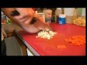 Tavuk Ve Chorizo Sosis Ragu Tarifi : Sebzeli Tavuk Ve Chorizo Sosis Ragu İçin Chop  Resim 4