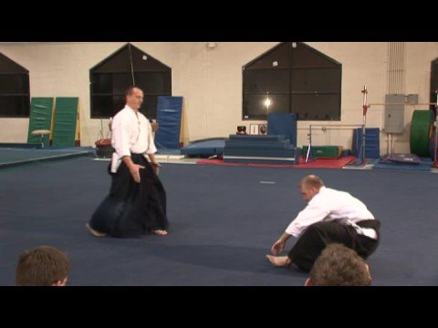 Kapmak Ve Havai Saldırılar İçin Aikido Teknikleri Aikido Tekniği: Kapmak Ve Atmak Girme 