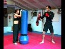 Karate Kendini Savunma İpuçları : Karate Dersleri: Kafasına Yan Tekme 