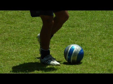 Futbol İpuçları: Nasıl Futbol Atışını Düzeltmek İçin
