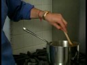 Pişirme Yunan Gıda: Nasıl Sarımsak Pesto Tarifini Yapmak Resim 3