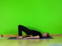 Yoga Teknikleri İçin Gelişmiş Silinme: Kalça Yükseltmek Yoga İnversiyon Poz Resim 3