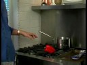 Yunan Yemeği Pişirme: Biber Sarımsak Pesto Tarifini Kavurma Resim 3