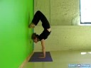 Yoga Teknikleri İçin Gelişmiş Silinme: Amuda Yoga İnversiyon Poz (Duvara Feet) Resim 4
