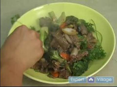 Çin Sığır Eti Nasıl Yapılır Ve Brokoli : Bir Sığır Süsleme & Brokoli Yemek