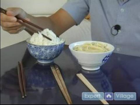 Nasıl Çin Yemek Çubukları : Yemek Çubukları İle Pirinç Almaya  Resim 1
