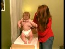 Nasıl Bir Bebek Banyo İçin: Ne Zaman Bir Bebek Banyo Başlatmak İçin