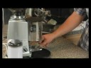 Nasıl Çift Kişilik Americano Yapmak: Nasıl Bir Espresso Makinesi Çift Kişilik Bir Amerikalı İçin Kullanılır